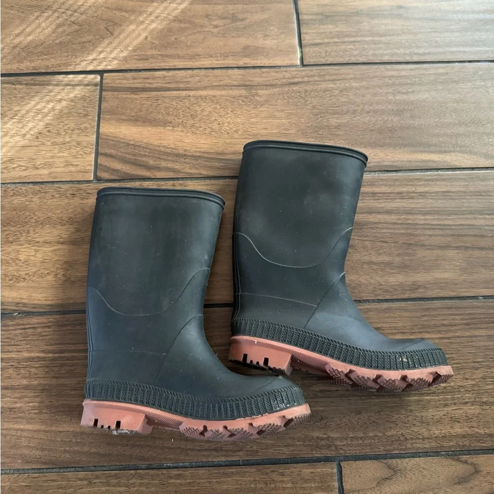 Kids Black Rubber rain Boots size 13
